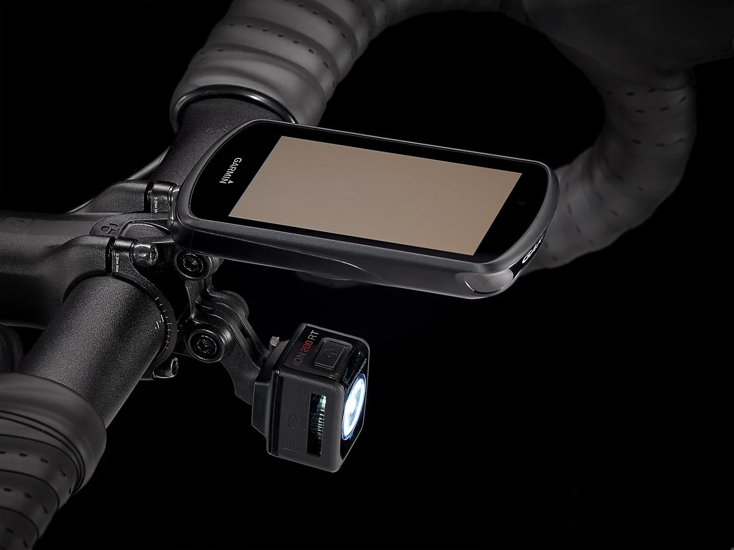 MadoneSL6_22_35177_A_Accessory2 (1)