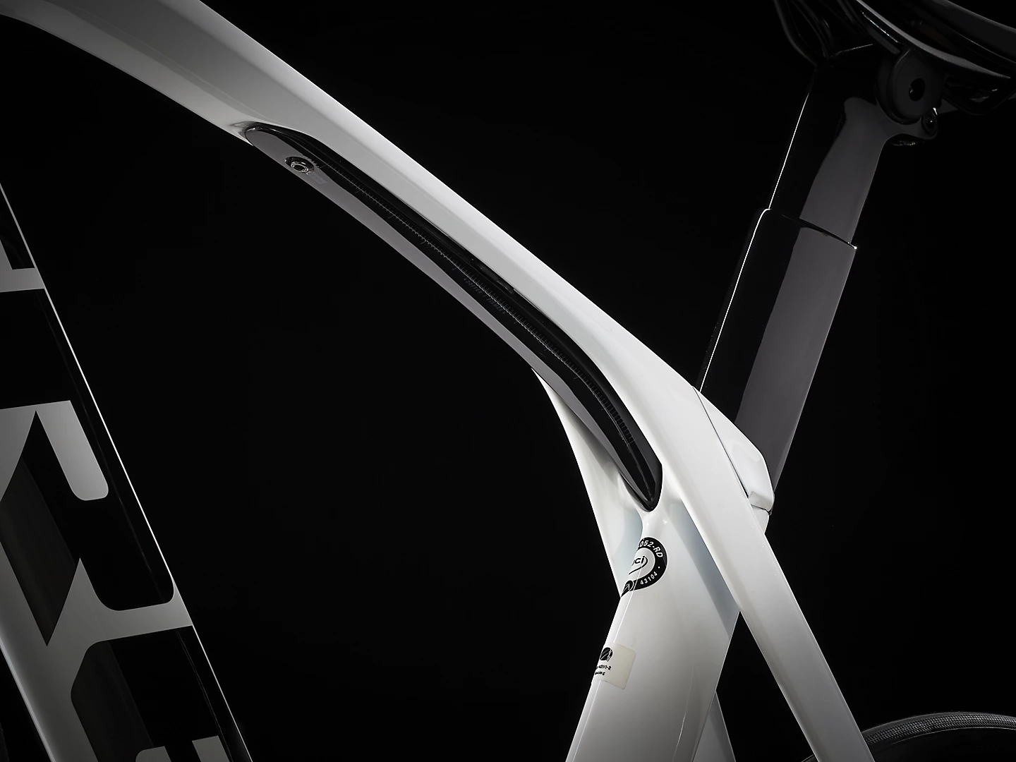 MadoneSL6_22_35177_A_Alt3 (1)