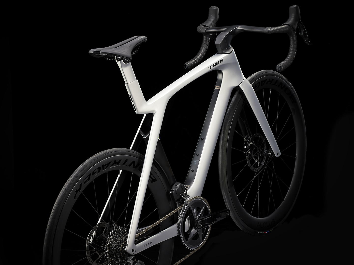 MadoneSLR6eTap_23_37417_E_Alt1