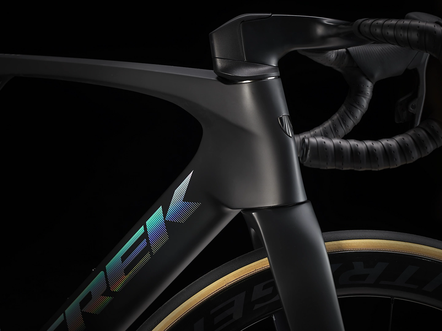 MadoneSLR9eTap_23_37420_A_Alt2