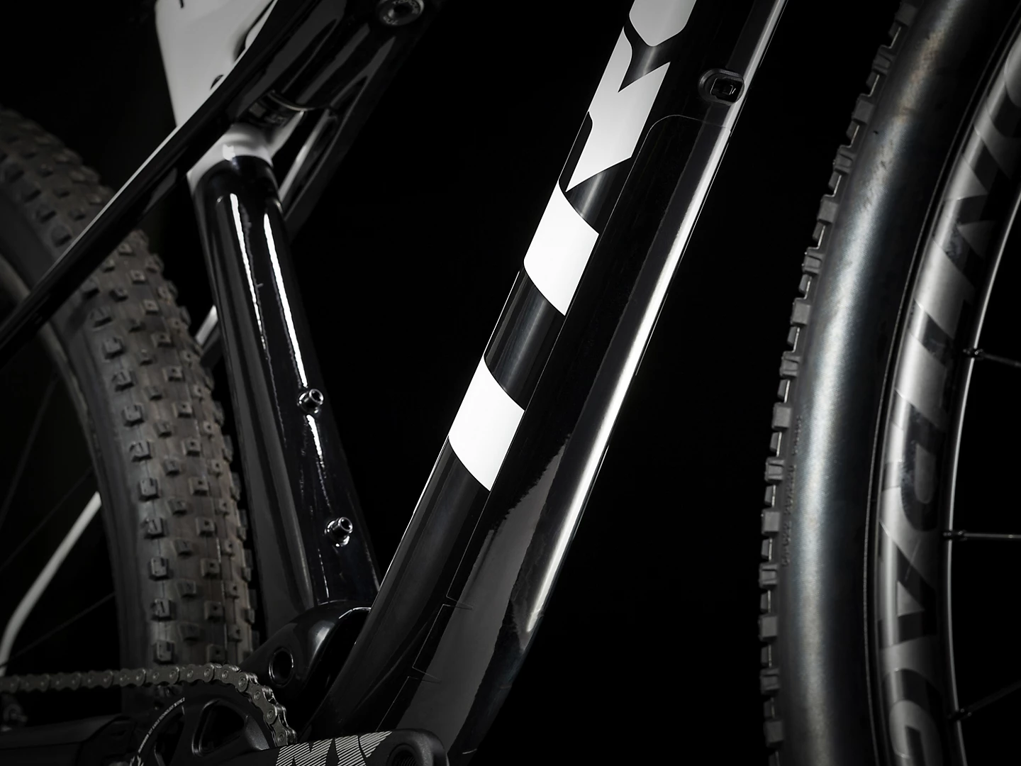 Supercaliber97_20_28588_A_Alt9