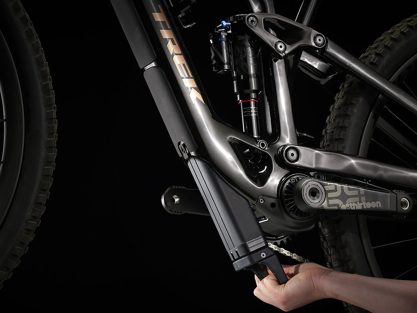 FuelEXe98XT_23_36375_A_Alt8